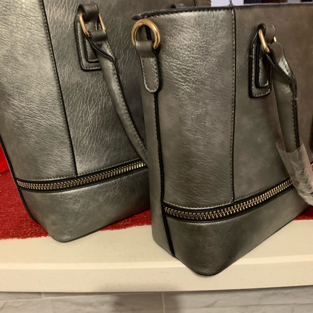 Imitation Leather Handbag Set – 2 in 1 Silver & Gray